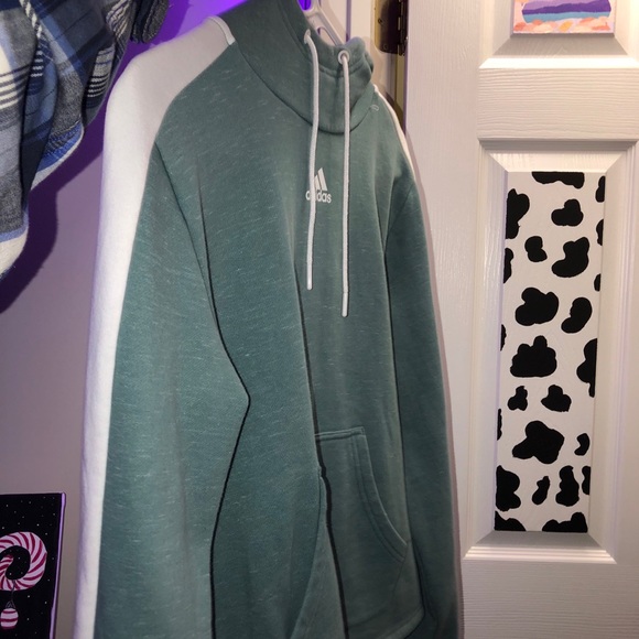 Dark Green Adida’s sweatshirt - Picture 2 of 4